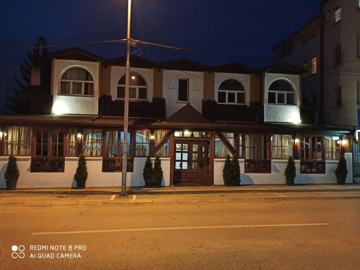 Matino Apartments 3 Valjevo Ngoại thất bức ảnh